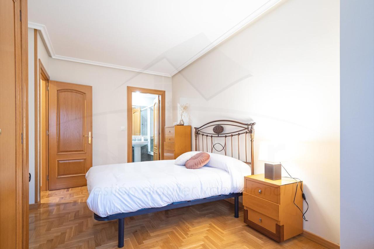 Celina Apartamento Хихон Екстериор снимка