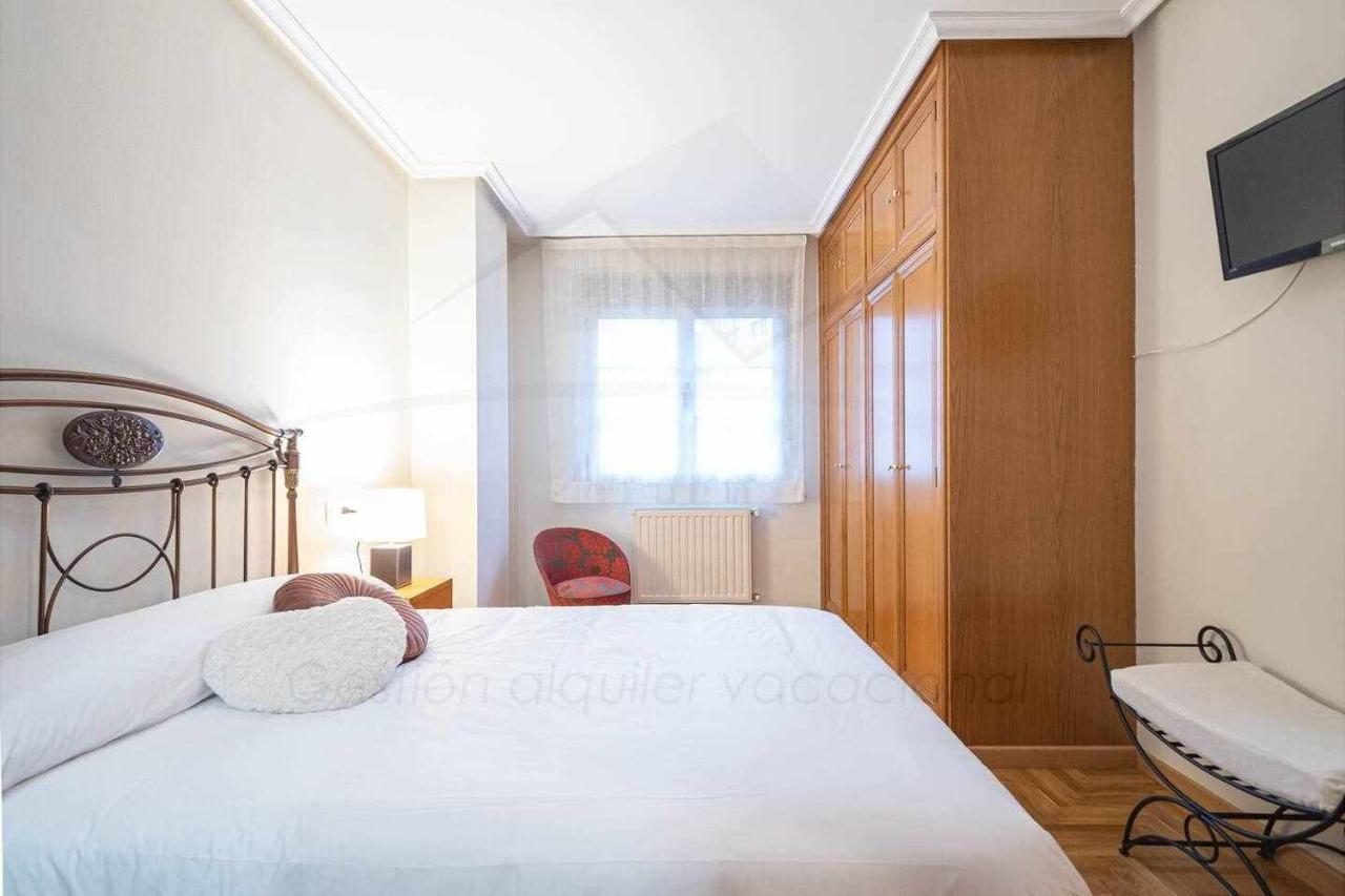 Celina Apartamento Хихон Екстериор снимка